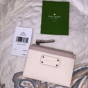 🚨SOLD 🚨 Kate Spade Card Case Adi